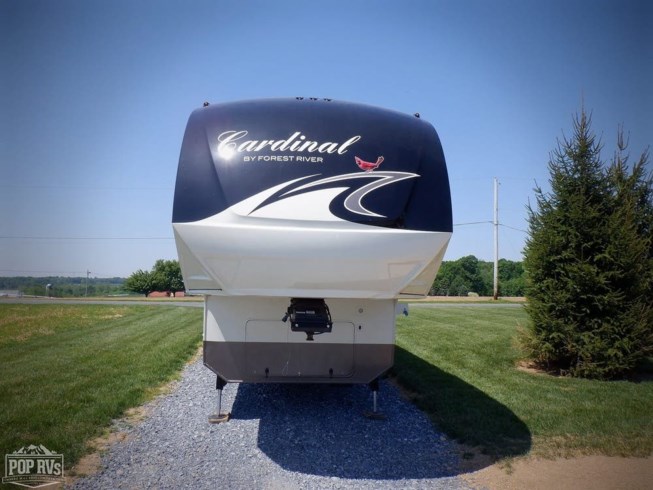 2014 Forest River Cardinal 3850RL - Used Fifth Wheel For Sale by Pop RVs in Sarasota, Florida