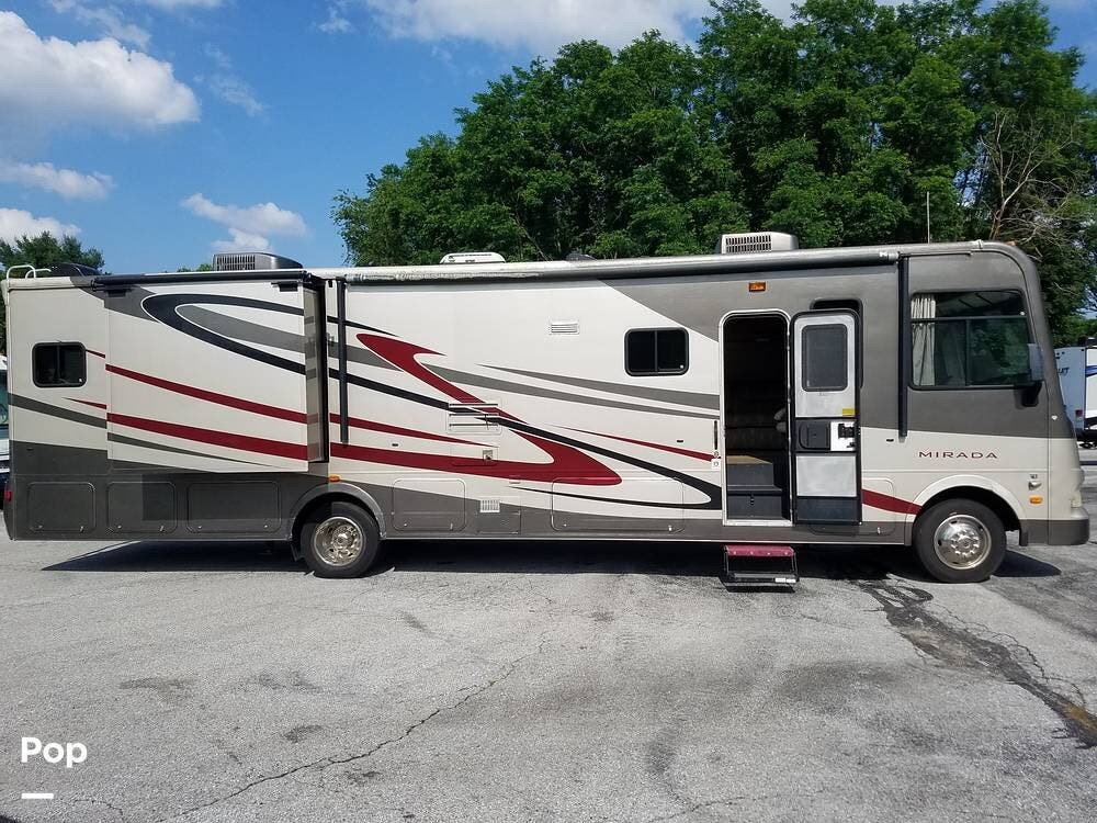 2010 Mirada (by Coachmen) 35DS by Miscellaneous from Pop RVs in Downington, Pennsylvania