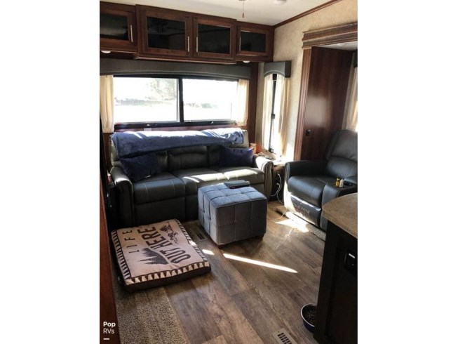 2018 Eagle 317RLOK by Jayco from Pop RVs in Sarasota, Florida