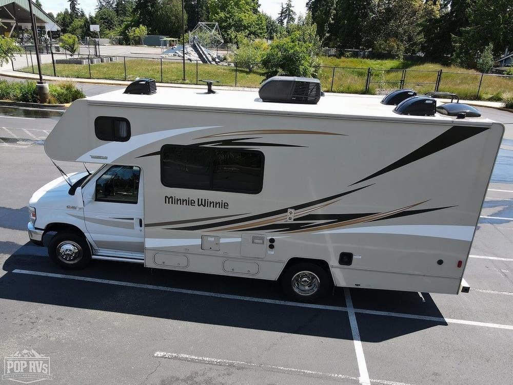 2016 Winnebago Minnie Winnie 22R RV for Sale in Mountlake Terrace, WA ...