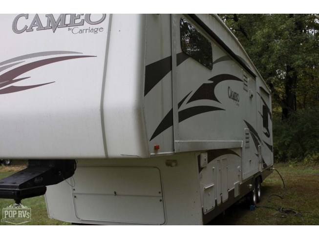 2011 Carriage Cameo 37RESLS - Used Fifth Wheel For Sale by Pop RVs in Sarasota, Florida