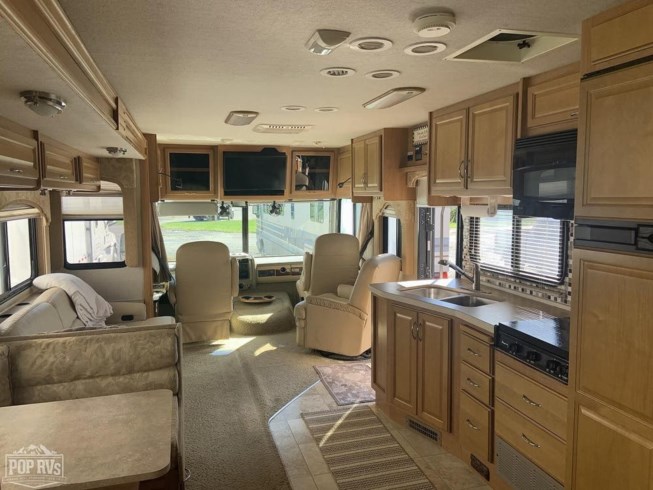 2008 Bounder 36Z by Fleetwood from Pop RVs in Sarasota, Florida