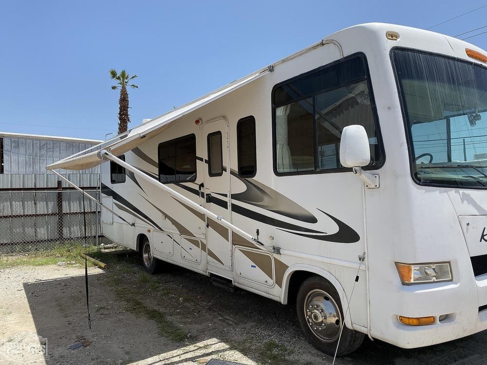 2009 Four Winds Hurricane 30Q RV for Sale in Houston, TX 77041 249770