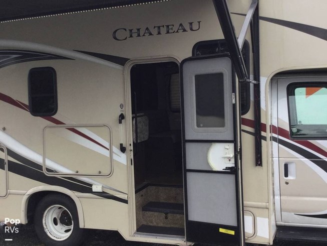 2019 Chateau 23U by Thor Motor Coach from Pop RVs in Sarasota, Florida