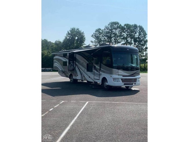 2015 Fleetwood Bounder 34B - Used Class A For Sale by Pop RVs in Sarasota, Florida