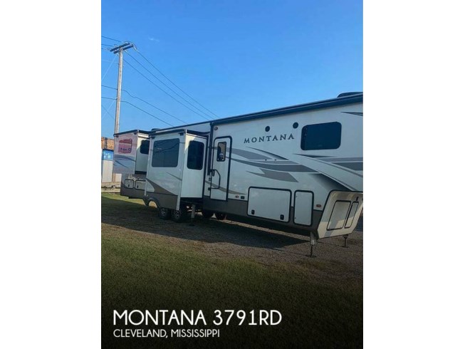 Used 2020 Keystone Montana 3791RD available in Cleveland, Mississippi