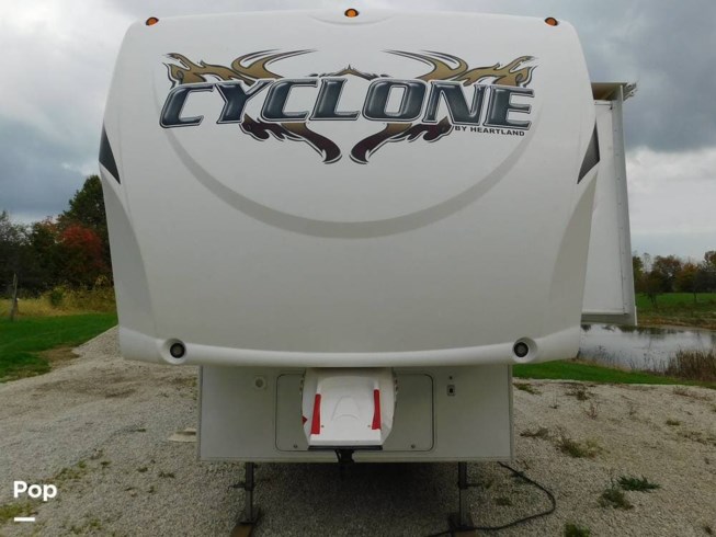 2009 Cyclone 3950 by Heartland from Pop RVs in Sarasota, Florida