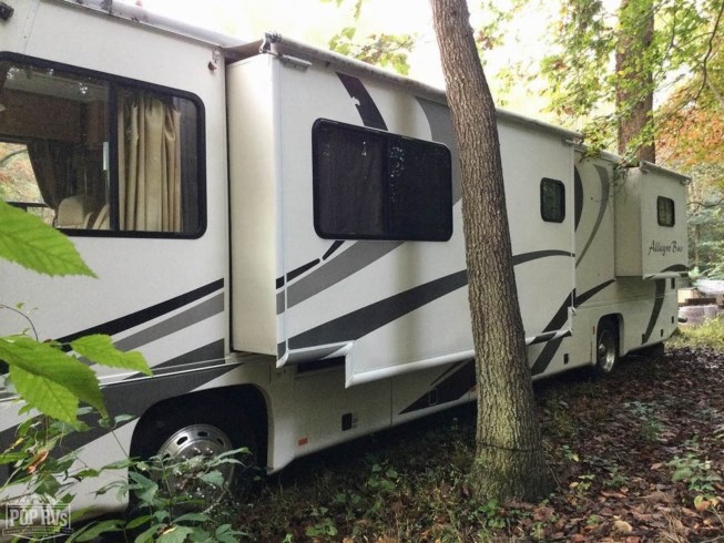 2001 Allegro Bus 40 OP by Tiffin from Pop RVs in Sarasota, Florida