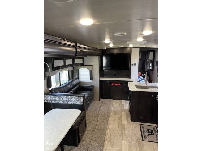 2020 Heartland North Trail 31QUBH - Used Travel Trailer For Sale by Pop RVs in Waynetown, Indiana