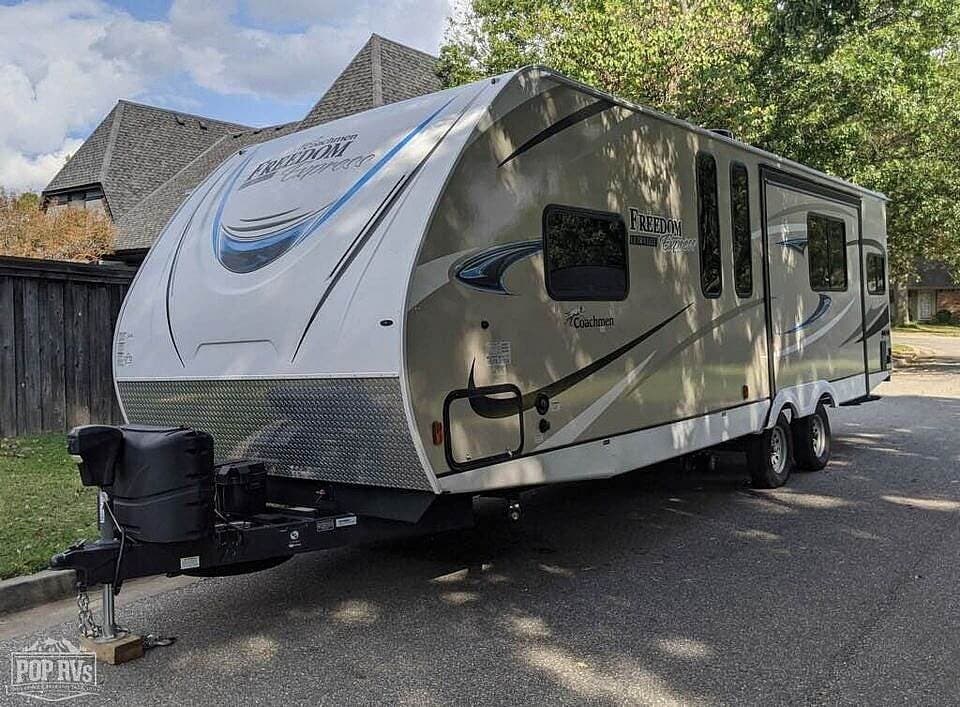 19 Coachmen Freedom 279 Rlds Rv For Sale In Sapulpa Ok 2599 Rvusa Com Classifieds