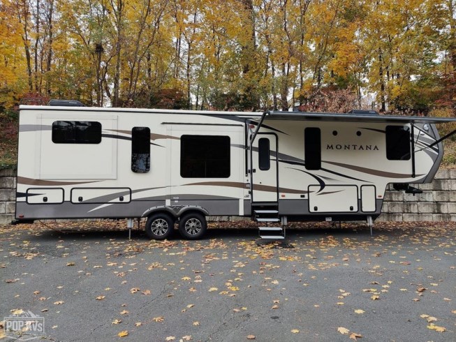 2017 Montana 3790RD by Keystone from Pop RVs in Seymour, Connecticut