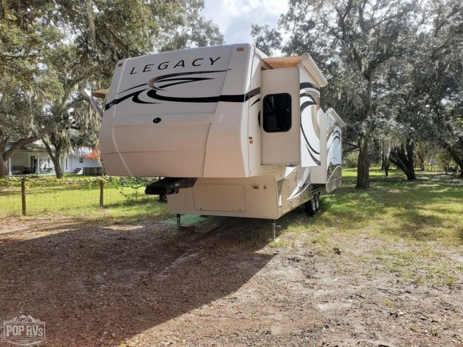 2009 Forest River Legacy 36RMLS - Used Fifth Wheel For Sale by Pop RVs in Sarasota, Florida