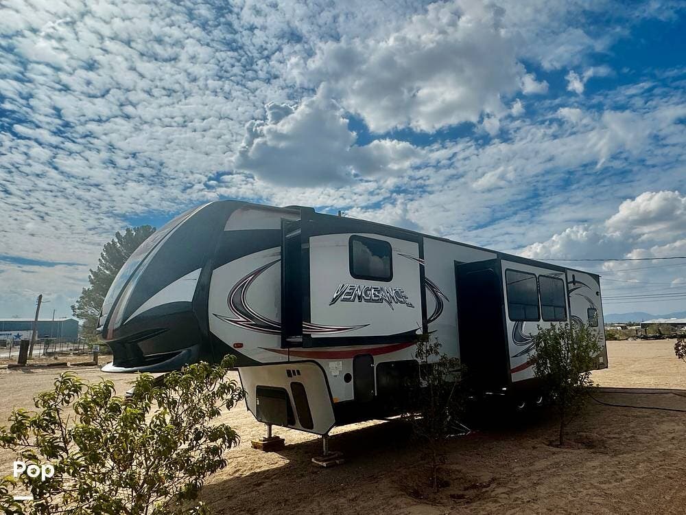 2015 Vengeance F398V by Forest River from Pop RVs in El Paso, Texas