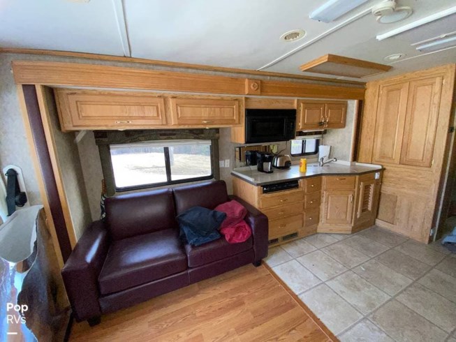 2006 Holiday Rambler Neptune 36PDQ - Used Diesel Pusher For Sale by Pop RVs in Sarasota, Florida