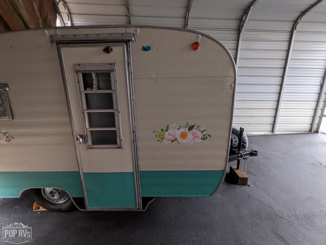 1972 Play-Mor Play-Mor 12 - Used Travel Trailer For Sale by Pop RVs in Sarasota, Florida