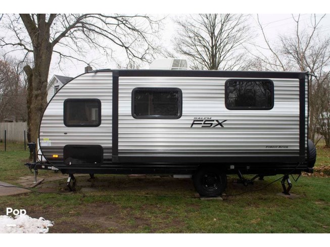 2019 Forest River Salem FSX 190SS - Used Travel Trailer For Sale by Pop RVs in Charlotte, Michigan