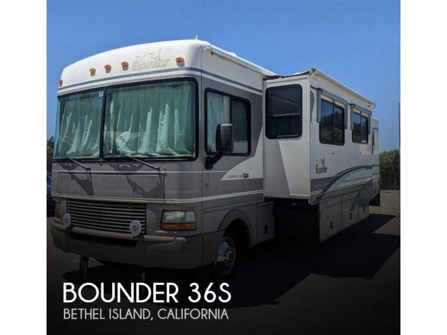 Used 1999 Fleetwood Bounder 36S available in Sarasota, Florida