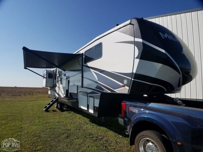 2020 Heartland Milestone 360RD - Used Fifth Wheel For Sale by Pop RVs in Eudora, Kansas features Slideout, Air Conditioning, Awning
