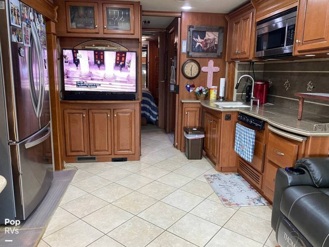 2010 Tuscany 3680 by Damon from Pop RVs in Sarasota, Florida