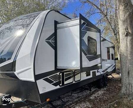2020 Grand Design Momentum 29G - Used Toy Hauler For Sale by Pop RVs in Prairieville, Louisiana