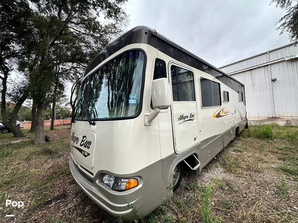 Used 2000 Tiffin Allegro Bus 28 available in Sugar Land, Texas