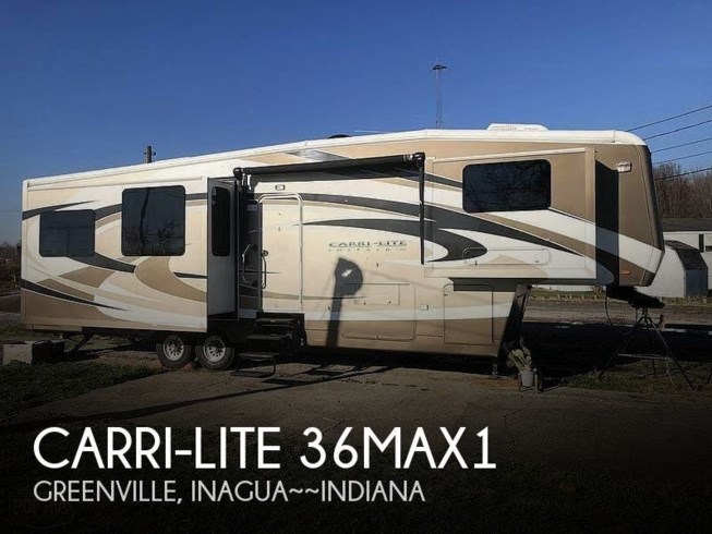 Used 2009 Carriage Carri-Lite 36MAX1 available in Greenville, Indiana