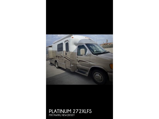 Used 2005 Coach House Platinum 272XLFS available in Matawan, New Jersey