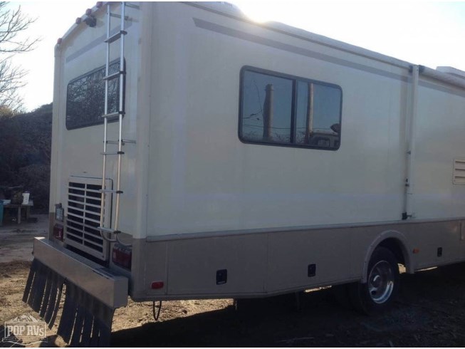 1994 Bounder 36PD by Fleetwood from Pop RVs in Bridgeport, Connecticut
