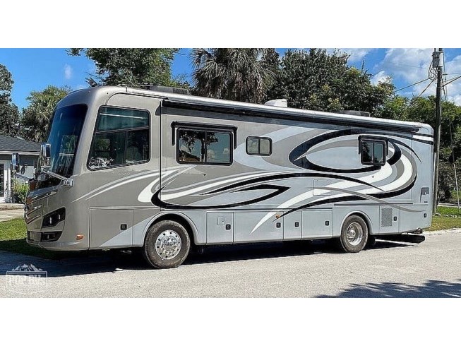 2013 Monaco RV Knight 36PFT - Used Diesel Pusher For Sale by Pop RVs in Sarasota, Florida