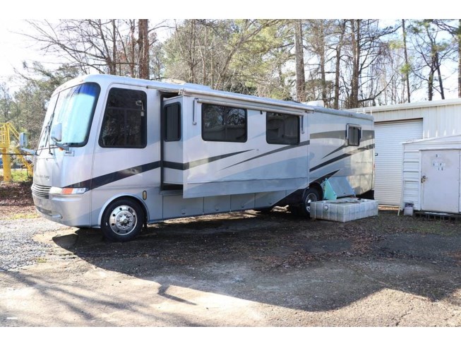 2002 Mountain Aire 3778 by Newmar from Pop RVs in Sarasota, Florida