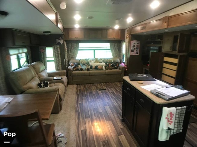 2016 Highland Ridge Open Range 319RLS - Used Fifth Wheel For Sale by Pop RVs in Campbell, New York