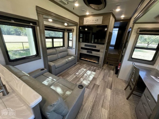 2021 Forest River RiverStone 39RKFB - Used Fifth Wheel For Sale by Pop RVs in Sarasota, Florida
