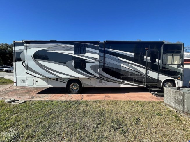 2016 Forest River Georgetown XL 364TS - Used Class A For Sale by Pop RVs in Seminole, Florida features Slideout