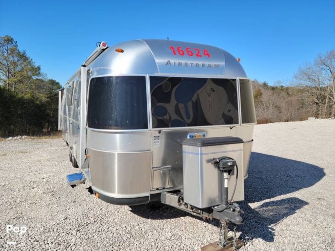 2004 Airstream Classic 30 - Used Travel Trailer For Sale by Pop RVs in Sharps Chapel, Tennessee