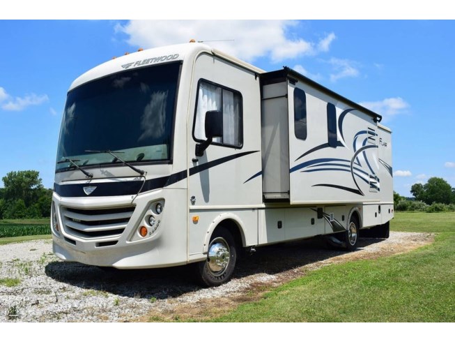 2019 Flair 30P by Fleetwood from Pop RVs in Sarasota, Florida