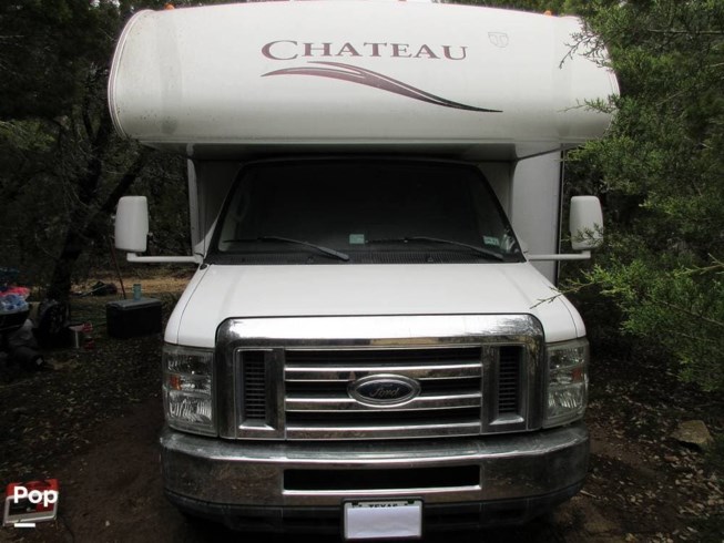 2013 Thor Motor Coach Chateau 31F - Used Class C For Sale by Pop RVs in Austin, Texas