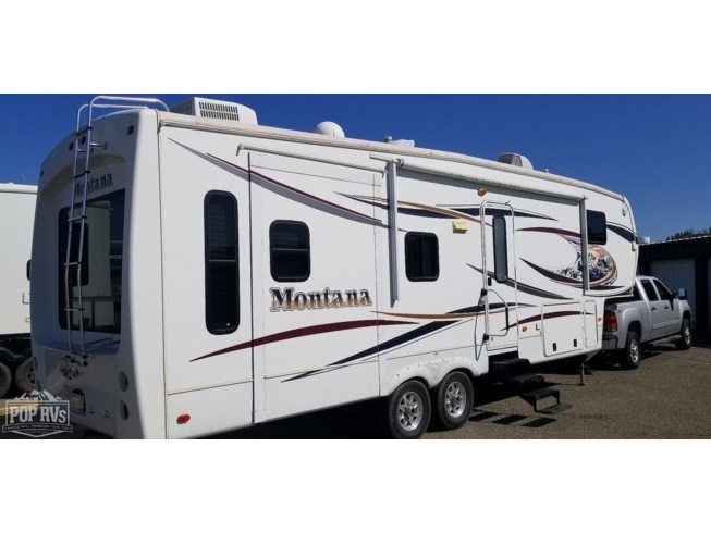 2011 Montana 3150RL by Keystone from Pop RVs in Atwater, California