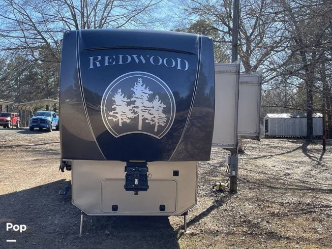 2015 CrossRoads Redwood M-38 RL - Used Fifth Wheel For Sale by Pop RVs in Sarasota, Florida
