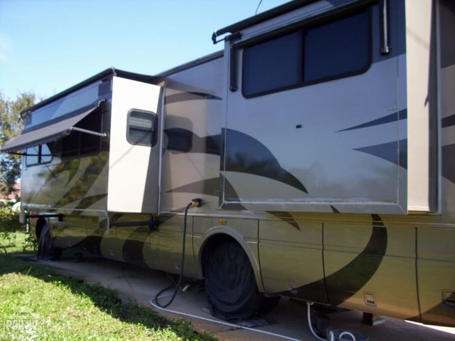 2005 National RV National LX 6376 - Used Class A For Sale by Pop RVs in Sarasota, Florida