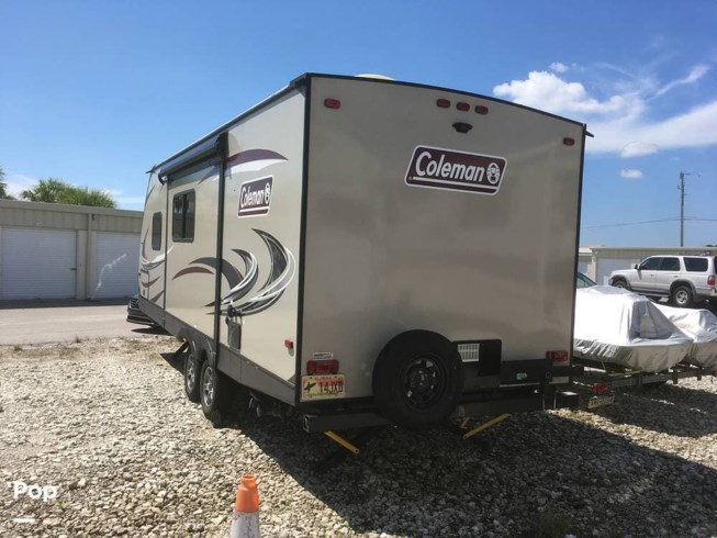 2019 Dutchmen Coleman Light LX 2405BH - Used Travel Trailer For Sale by Pop RVs in Cape Coral, Florida