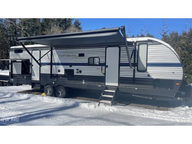 2020 Forest River Cherokee 294BH - Used Travel Trailer For Sale by Pop RVs in Mansfield, Massachusetts features Leveling Jacks, Air Conditioning, Slideout, Awning