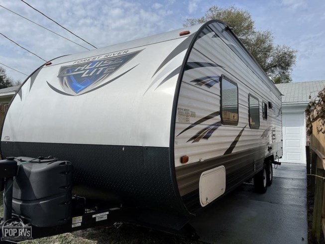 2018 Forest River Salem 261BHXL - Used Travel Trailer For Sale by Pop RVs in Orange City, Florida features Leveling Jacks, Awning, Air Conditioning