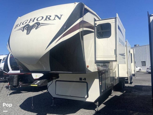 2018 Heartland Bighorn 3970RD - Used Fifth Wheel For Sale by Pop RVs in Sarasota, Florida