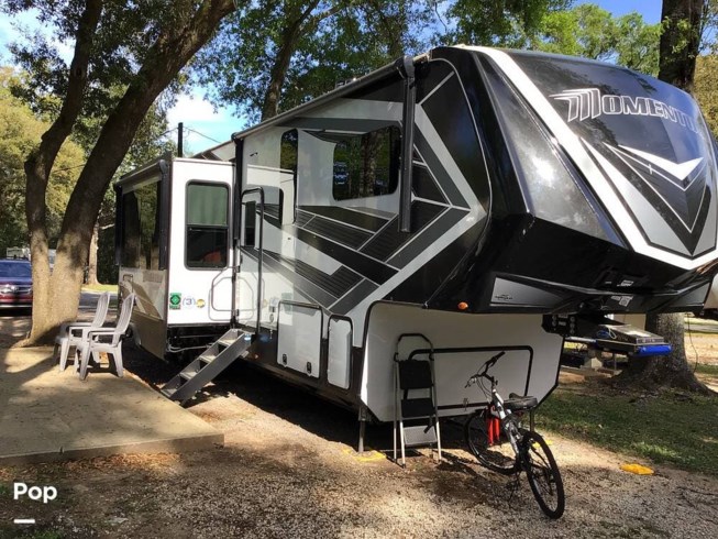 2022 Grand Design Momentum 397THS - Used Toy Hauler For Sale by Pop RVs in Semmes, Alabama