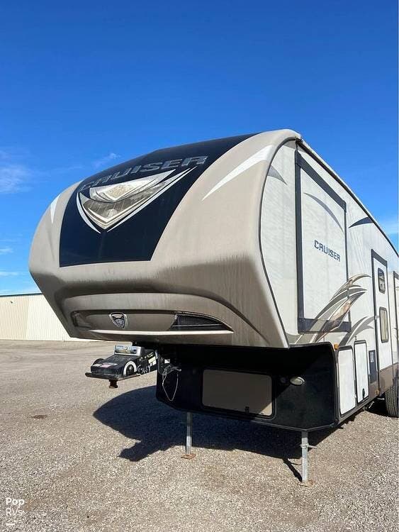 2015 CrossRoads Cruiser 345BH RV for Sale in Fort Mohave, AZ 86426