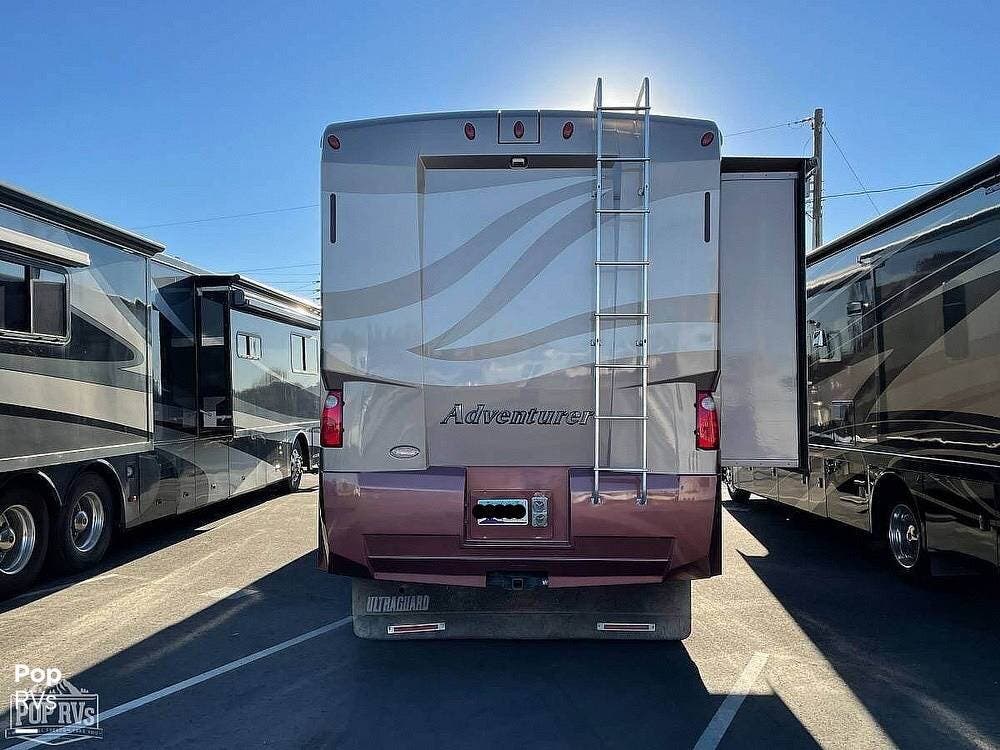 2007 Winnebago Adventurer 35L RV for Sale in Glendale, AZ 85302 | 276256 |   Classifieds