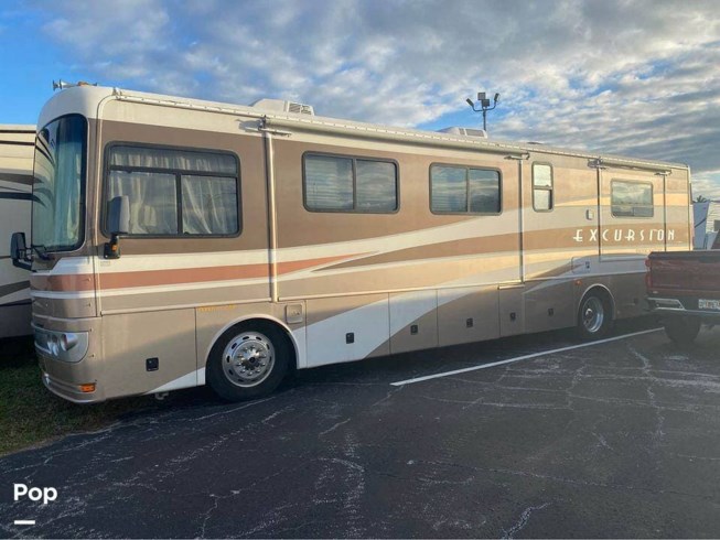2003 Fleetwood Excursion 38U - Used Diesel Pusher For Sale by Pop RVs in Sarasota, Florida
