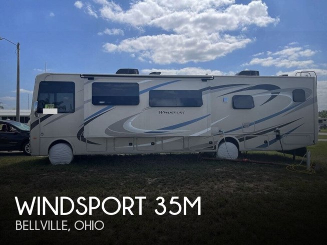 Used 2018 Thor Motor Coach Windsport 35M available in Bellville, Ohio