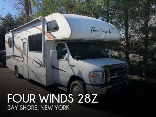 Used 2012 Thor Motor Coach Four Winds 28Z available in Bay Shore, New York