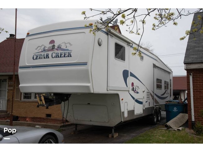 2003 Forest River Cedar Creek M-36 RLTS - Used Fifth Wheel For Sale by Pop RVs in Alsip, Illinois